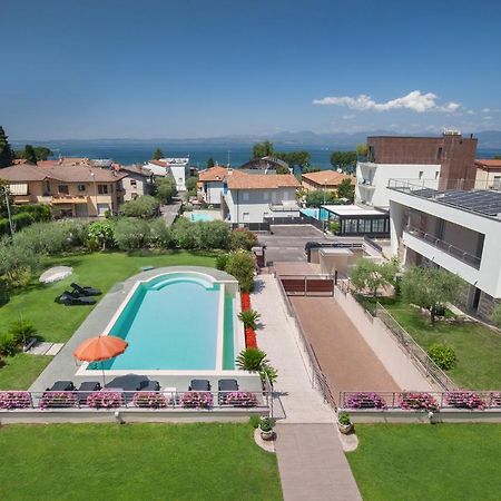 Villa Aurora-Holiday Home Apt3 Бардоліно Екстер'єр фото
